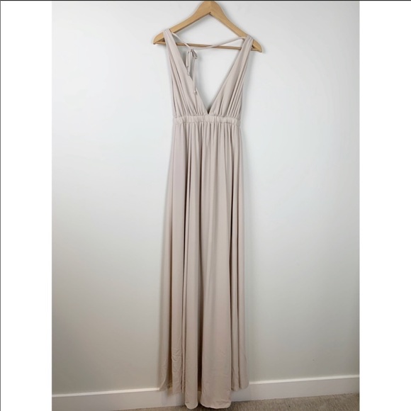Show me your Mumu Ava Maxi dress in Beige - Picture 5 of 8